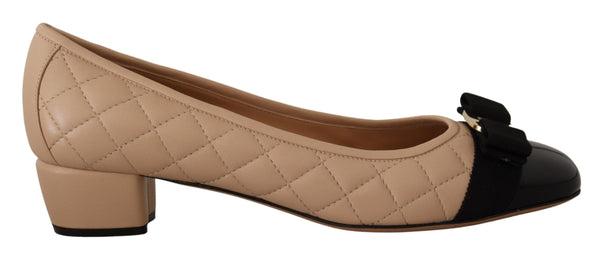 Elegant Quilted Leather Pumps in Beige and Black Salvatore Ferragamo