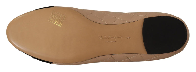 Elegant Quilted Leather Flats - Chic Dual-Tone Design Salvatore Ferragamo