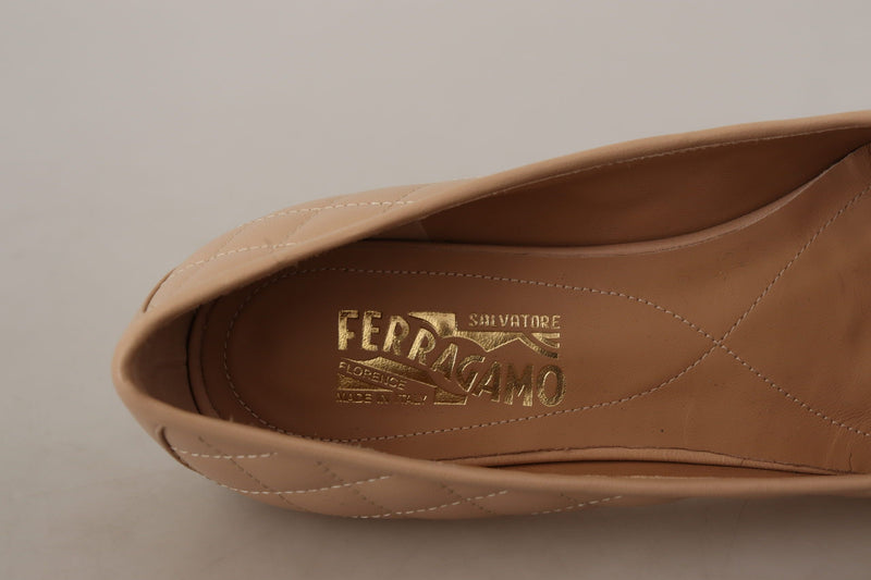 Elegant Quilted Leather Flats - Chic Dual-Tone Design Salvatore Ferragamo