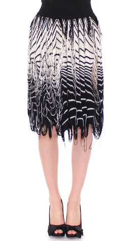 Chic Black & White Knitted Skirt Alice Palmer