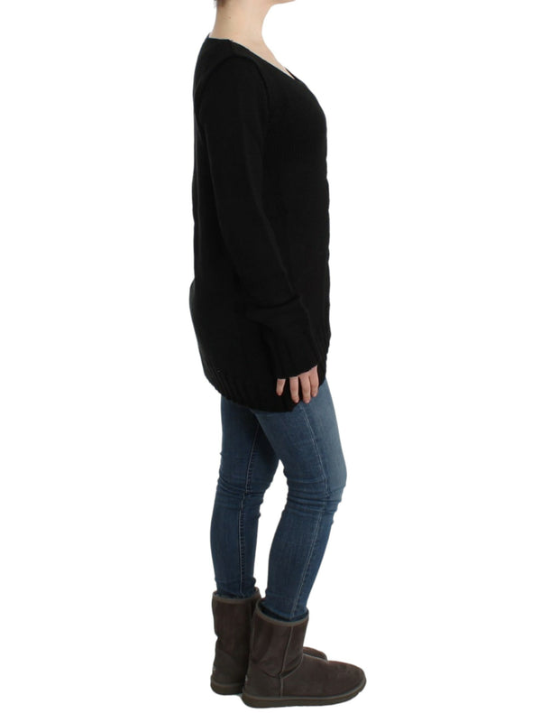 Alluring Black Knitted Crew Neck Sweater Cavalli