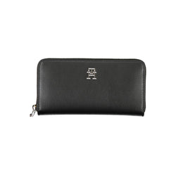 Sleek Zippered Black Wallet with Multiple Compartments Tommy Hilfiger