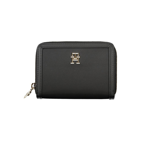 Elegant Zip Wallet with Ample Storage Tommy Hilfiger