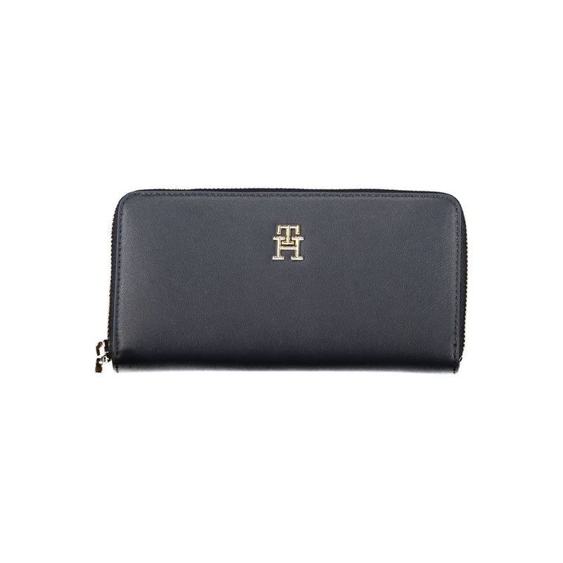 Chic Blue Organizer Wallet with Ample Space Tommy Hilfiger