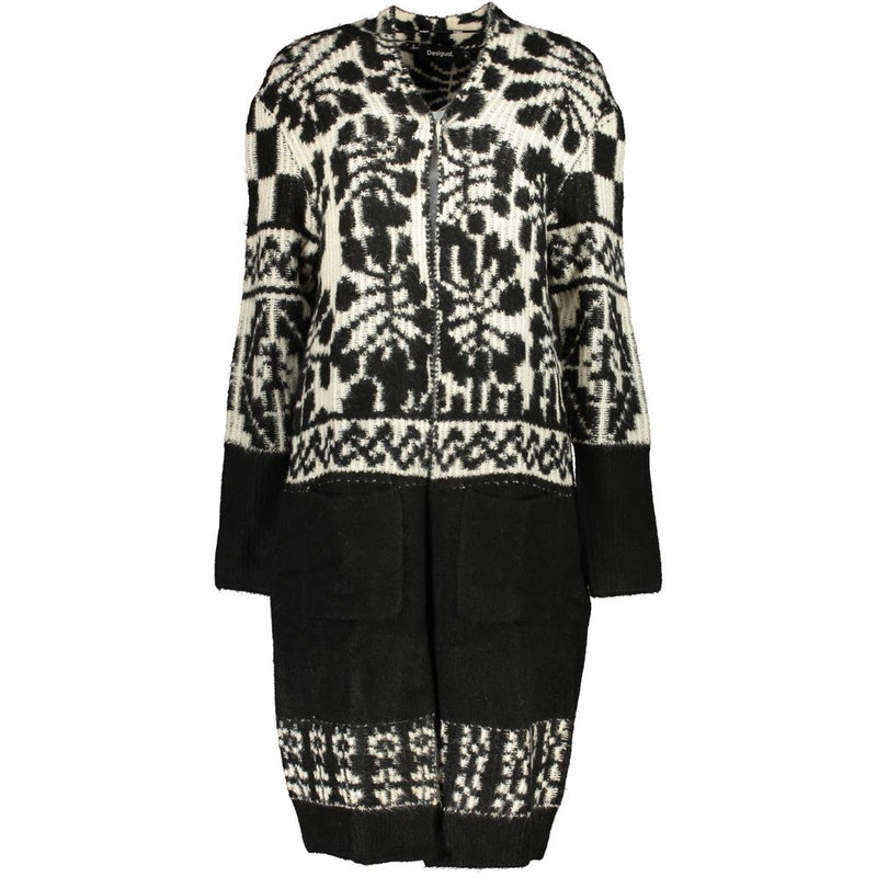 Chic Long Sleeved Coat with Contrast Details Desigual