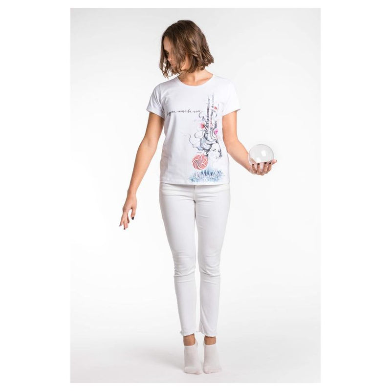 Chic White Stretch Viscose Tee with Exclusive Packaging A.Tratti