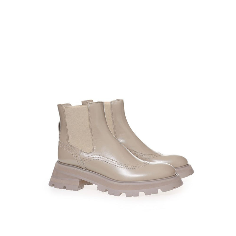 Chic Gray Leather Boots for Elegant Steps Alexander McQueen