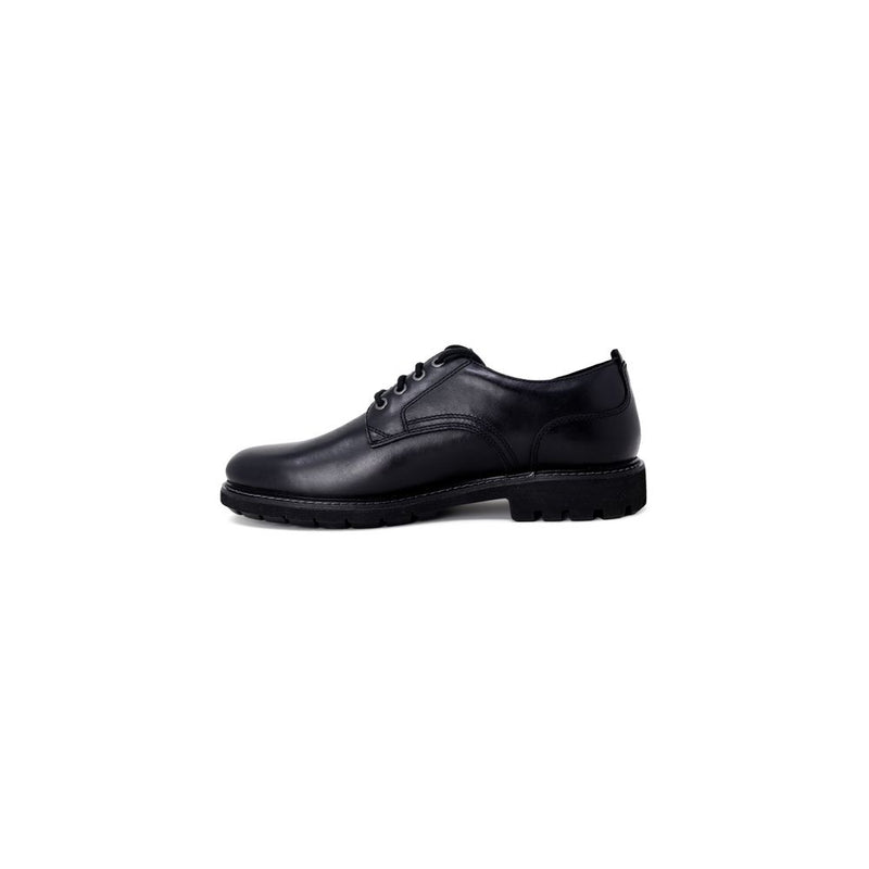 Black Leather Pump Clarks