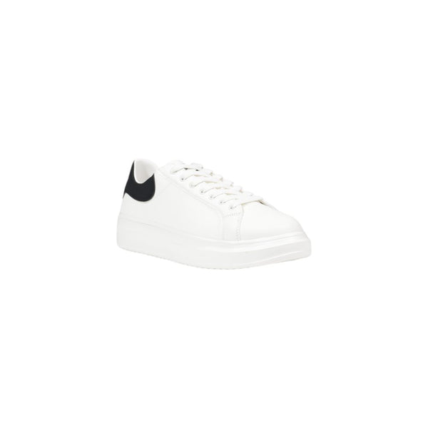 White Fabric Sneaker Icon