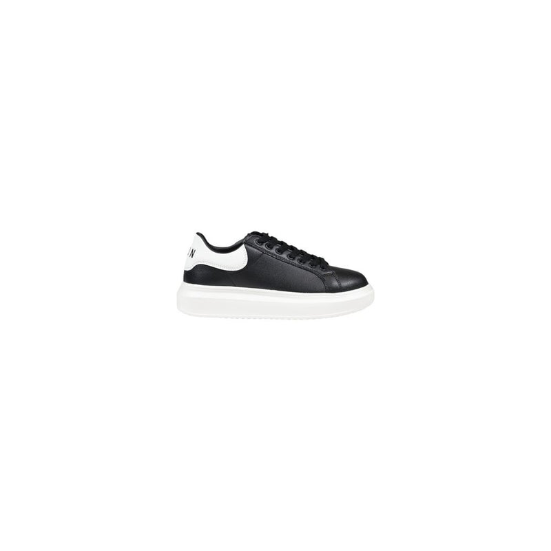 Black Fabric Sneaker Icon