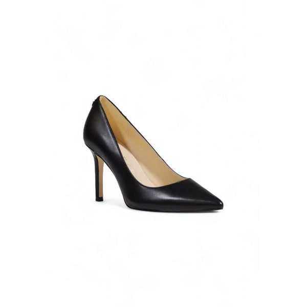 Black Leather Pump Guess