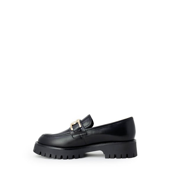 Black Leather Flat Shoe Guess