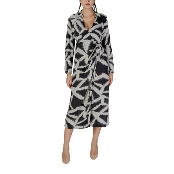 Black Recycled Polyester Long Jacqueline De Yong