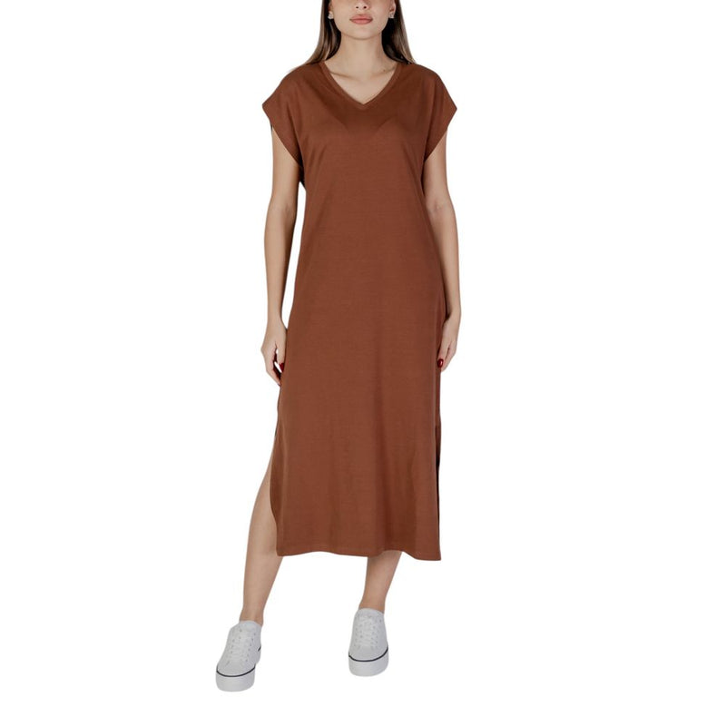 Brown Cotton Dress B.Young