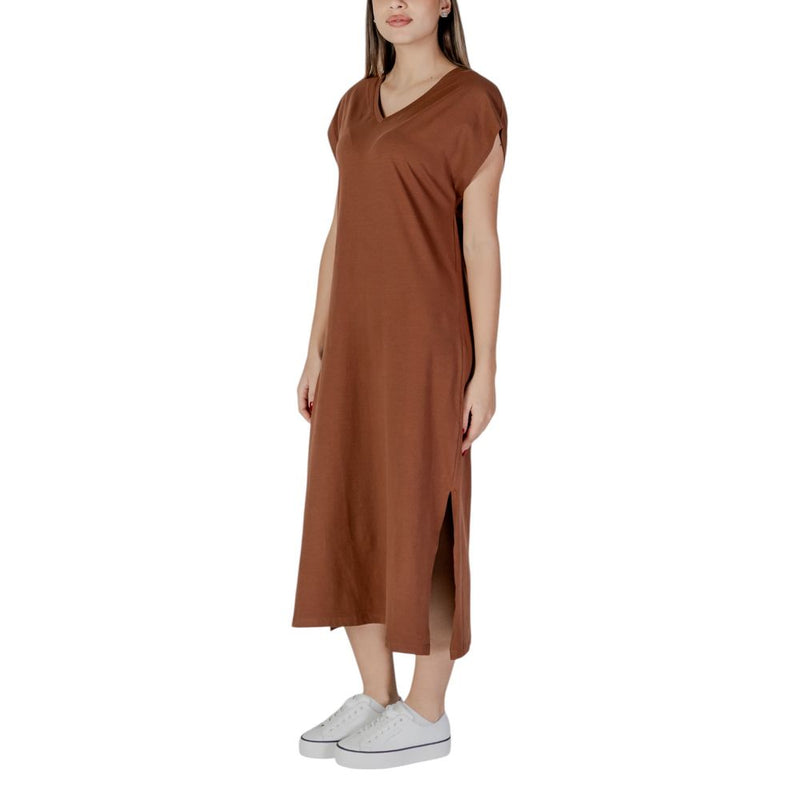 Brown Cotton Dress B.Young