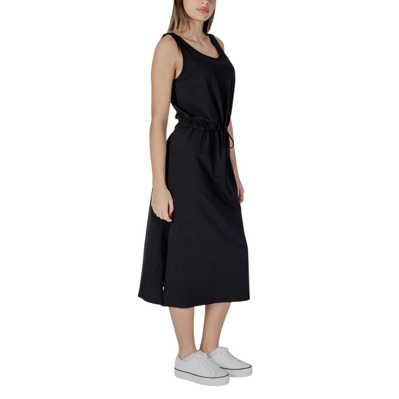 Black Cotton Dress B.Young