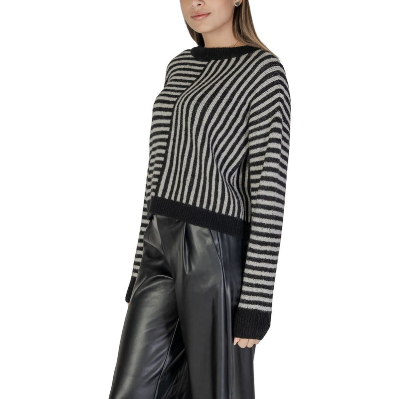 Black And White Recycled Polyester Sweater Vero Moda