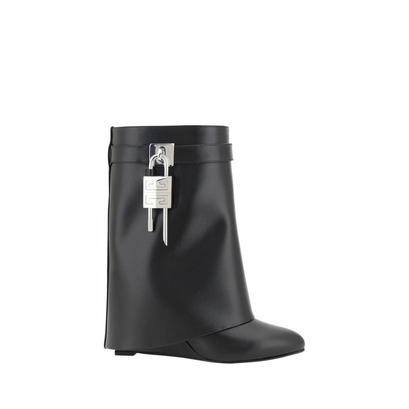 Shark Lock Ankle Boots Givenchy