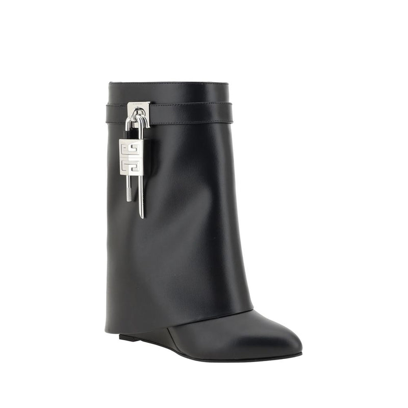 Shark Lock Ankle Boots Givenchy