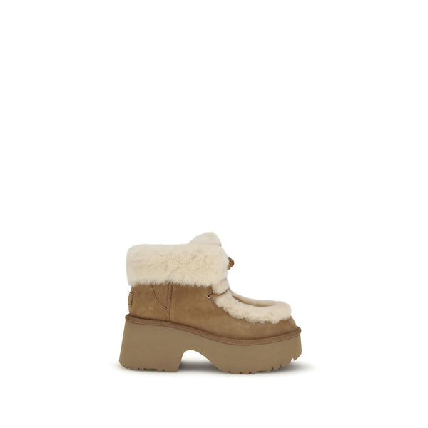 Classic Esmee Ankle Boots UGG